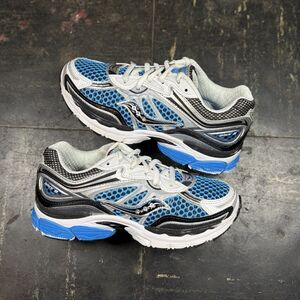 Saucony ProGrid Omni 9 OG "Royal Silver" Sz 2Y  (S70739-4) Kids Youth Clean Rare